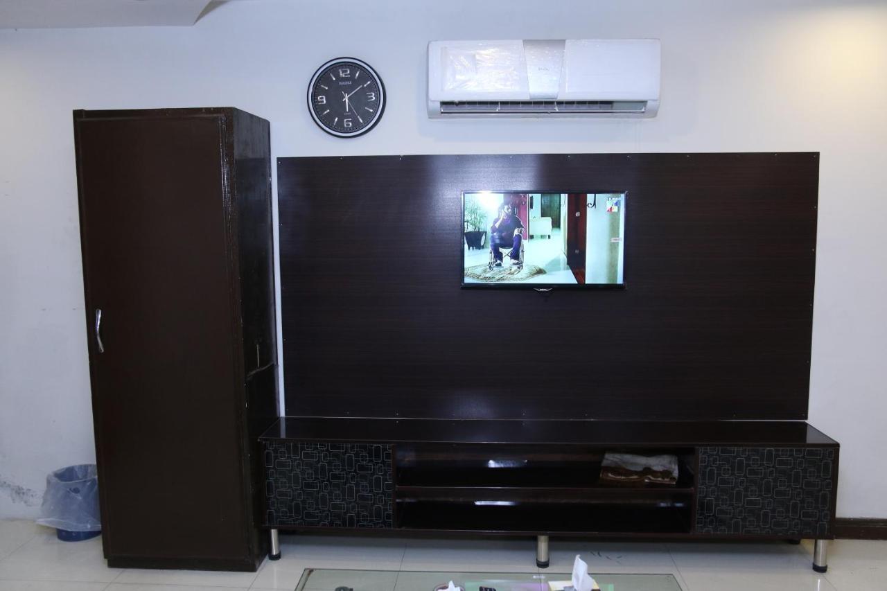 Gulberg Continental Hotel Lahore Ngoại thất bức ảnh