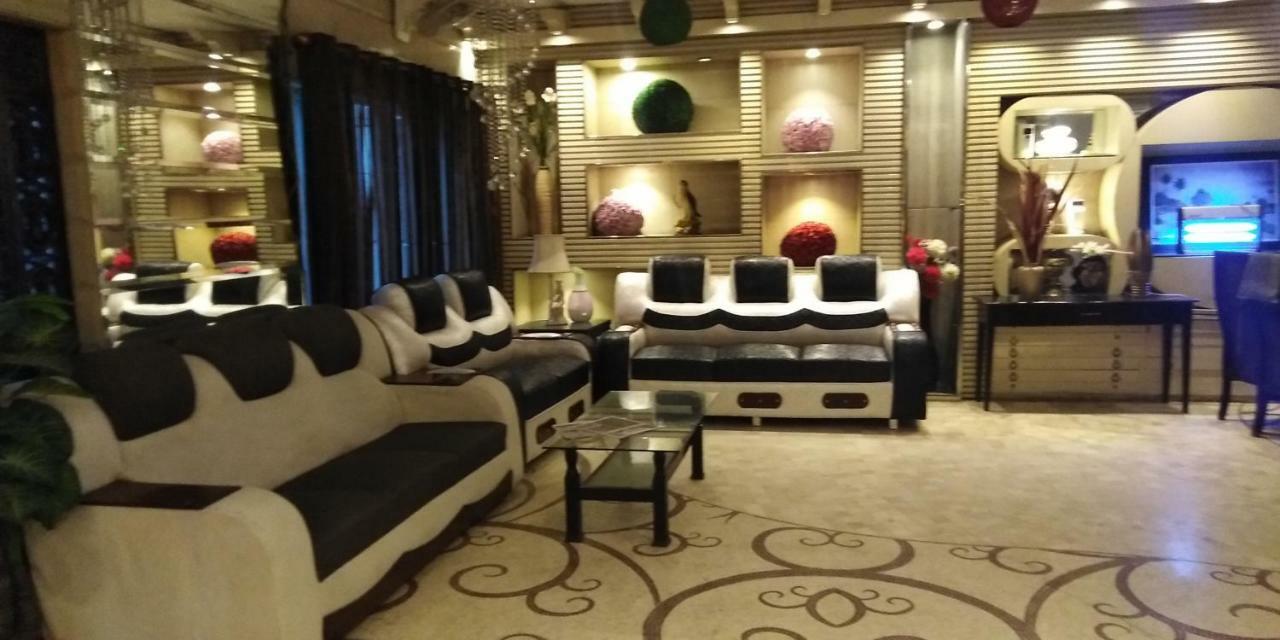 Gulberg Continental Hotel Lahore Ngoại thất bức ảnh