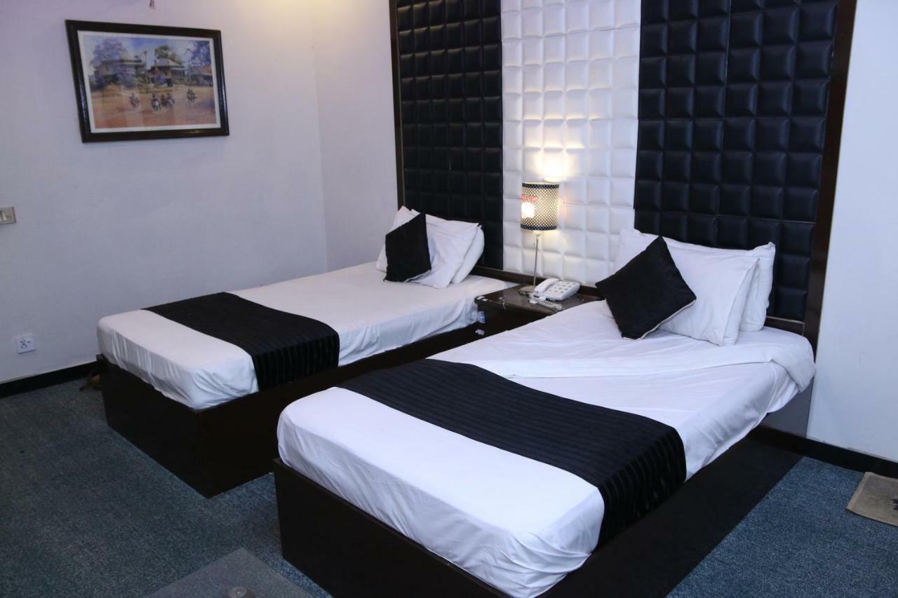 Gulberg Continental Hotel Lahore Ngoại thất bức ảnh