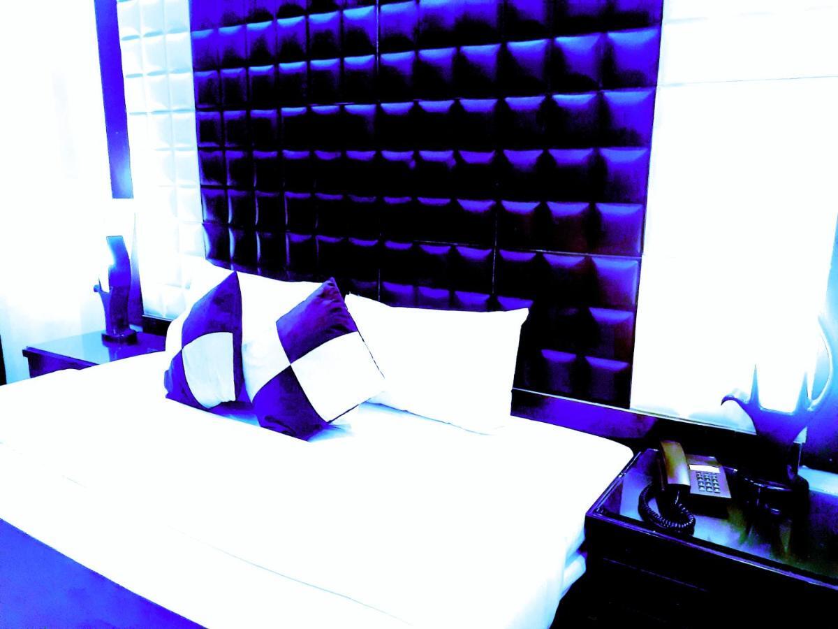 Gulberg Continental Hotel Lahore Ngoại thất bức ảnh